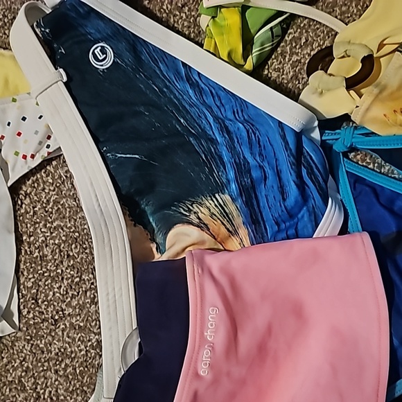 Swimwear separates - Picture 2 of 10